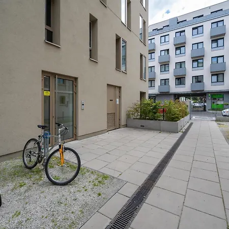 Apartament Z Ogrodkiem Zielona Okolica By Renters Apartamento