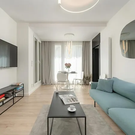 Apartament Z Ogrodkiem Zielona Okolica By Renters Apartamento