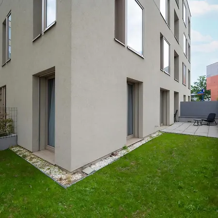 Apartament Z Ogrodkiem Zielona Okolica By Renters Apartamento *